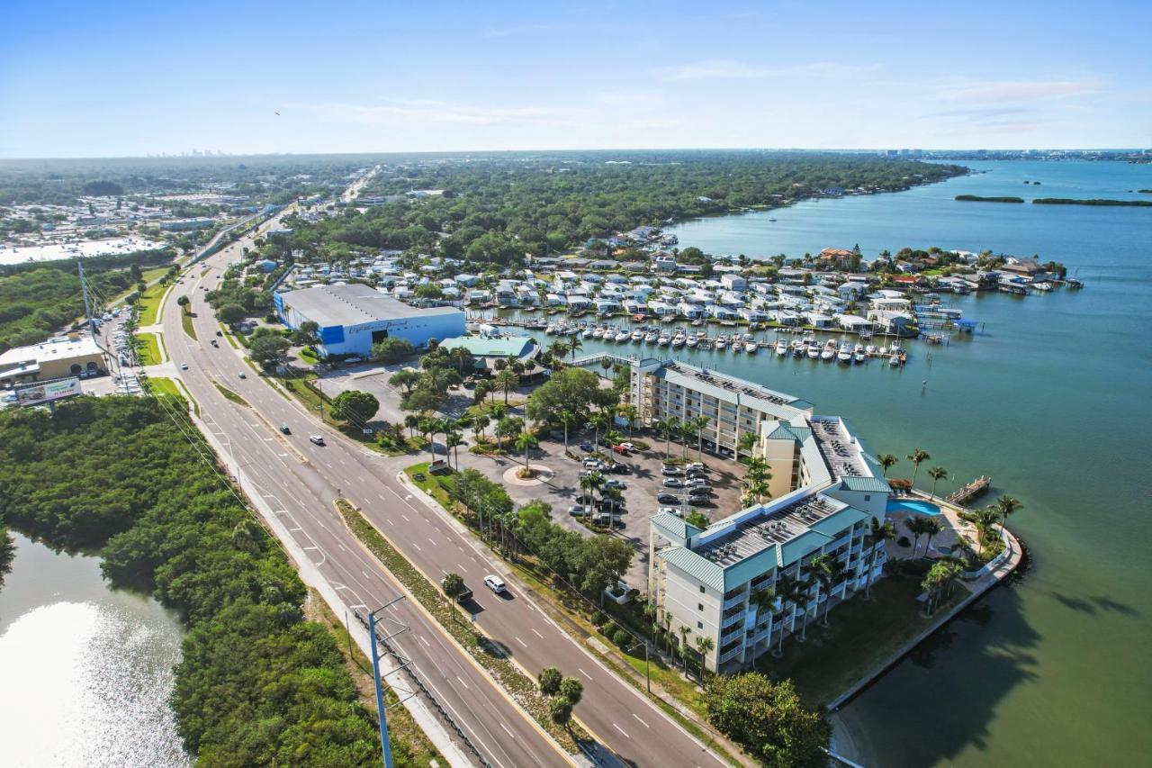 Oceanfront Luxury Condo! Mins To Beach! Rum Bar Next Door! St. Petersburg Exterior photo