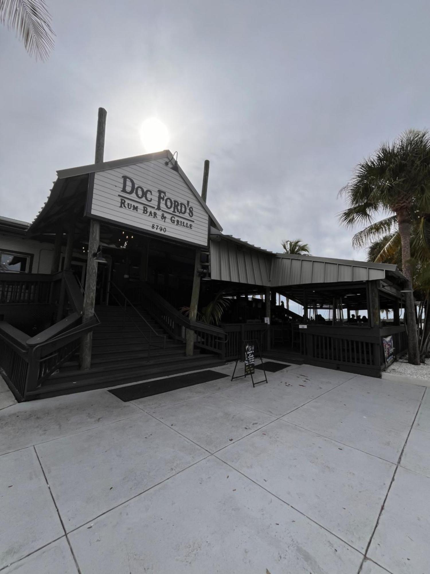 Oceanfront Luxury Condo! Mins To Beach! Rum Bar Next Door! St. Petersburg Exterior photo