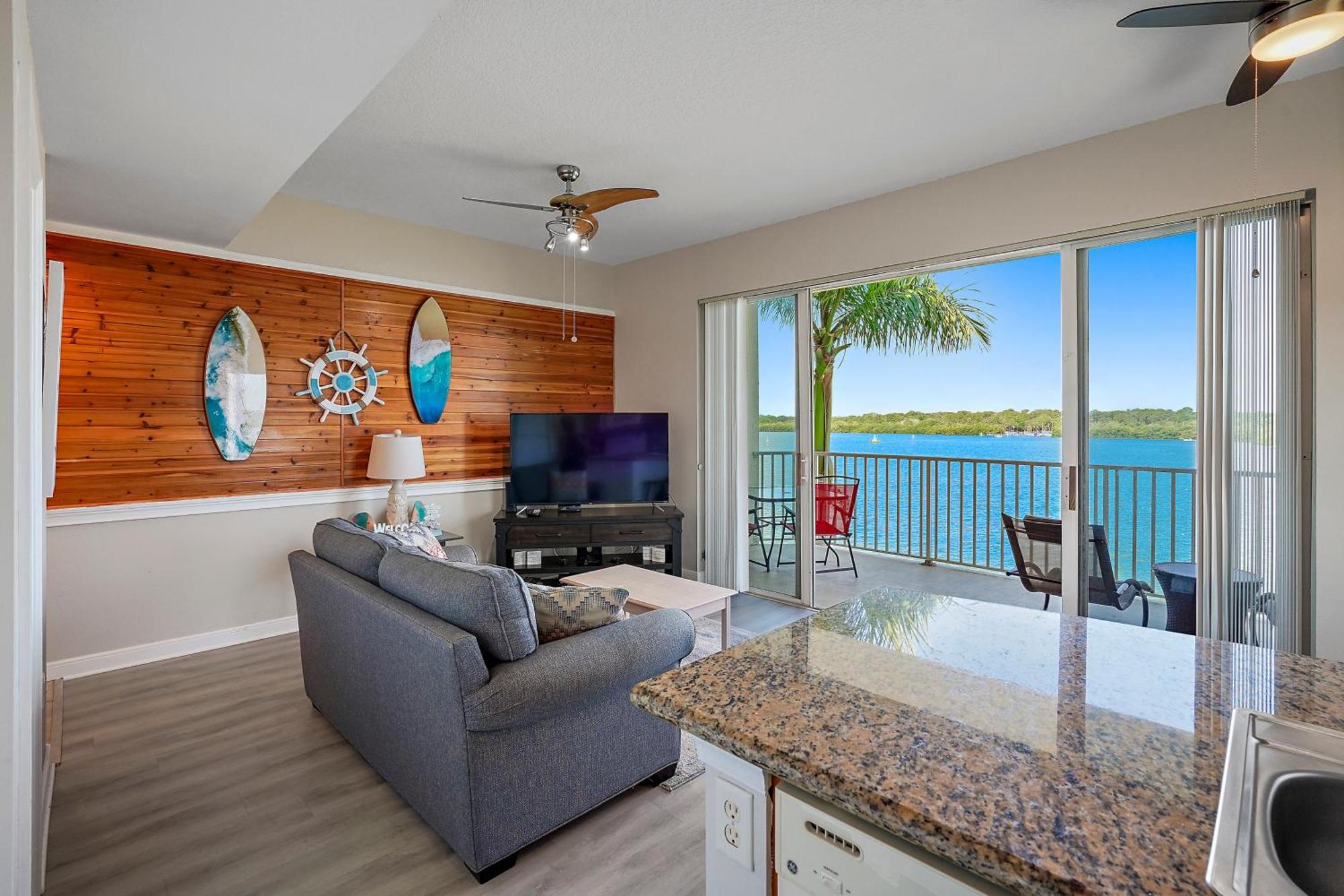 Oceanfront Luxury Condo! Mins To Beach! Rum Bar Next Door! St. Petersburg Exterior photo